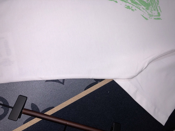 ブランドTシャツ細部ディテール